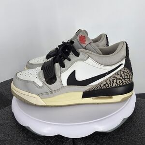 Jordan Legacy 312 Low GS Wolf Grey White Black CD9054-101 Size 6Y Women's 7.5